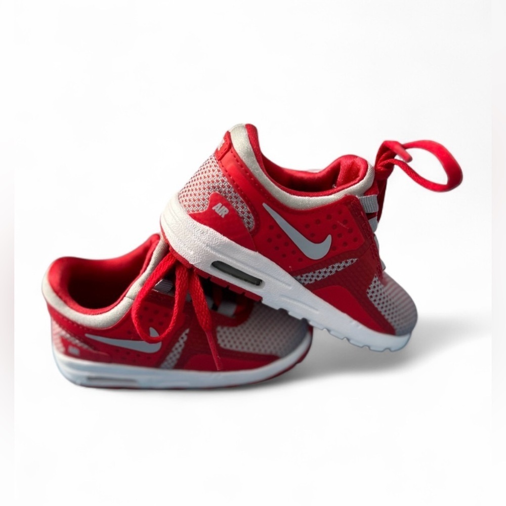 Nike Kids Air Max Zero Essential Toddler 6 Red & White Slip-on Sneakers NWOB - Picture 1 of 11